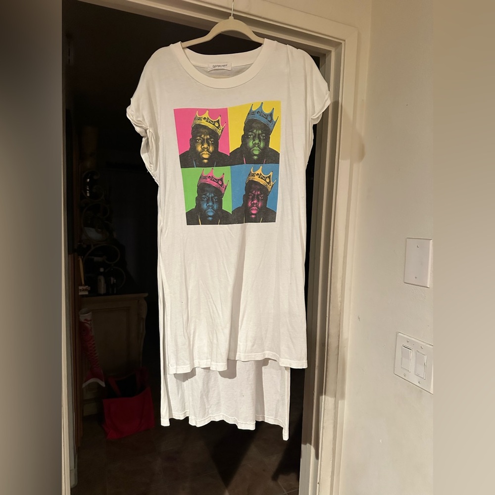 Daydreamer “Biggie” White Graphic T-Shirt tunic